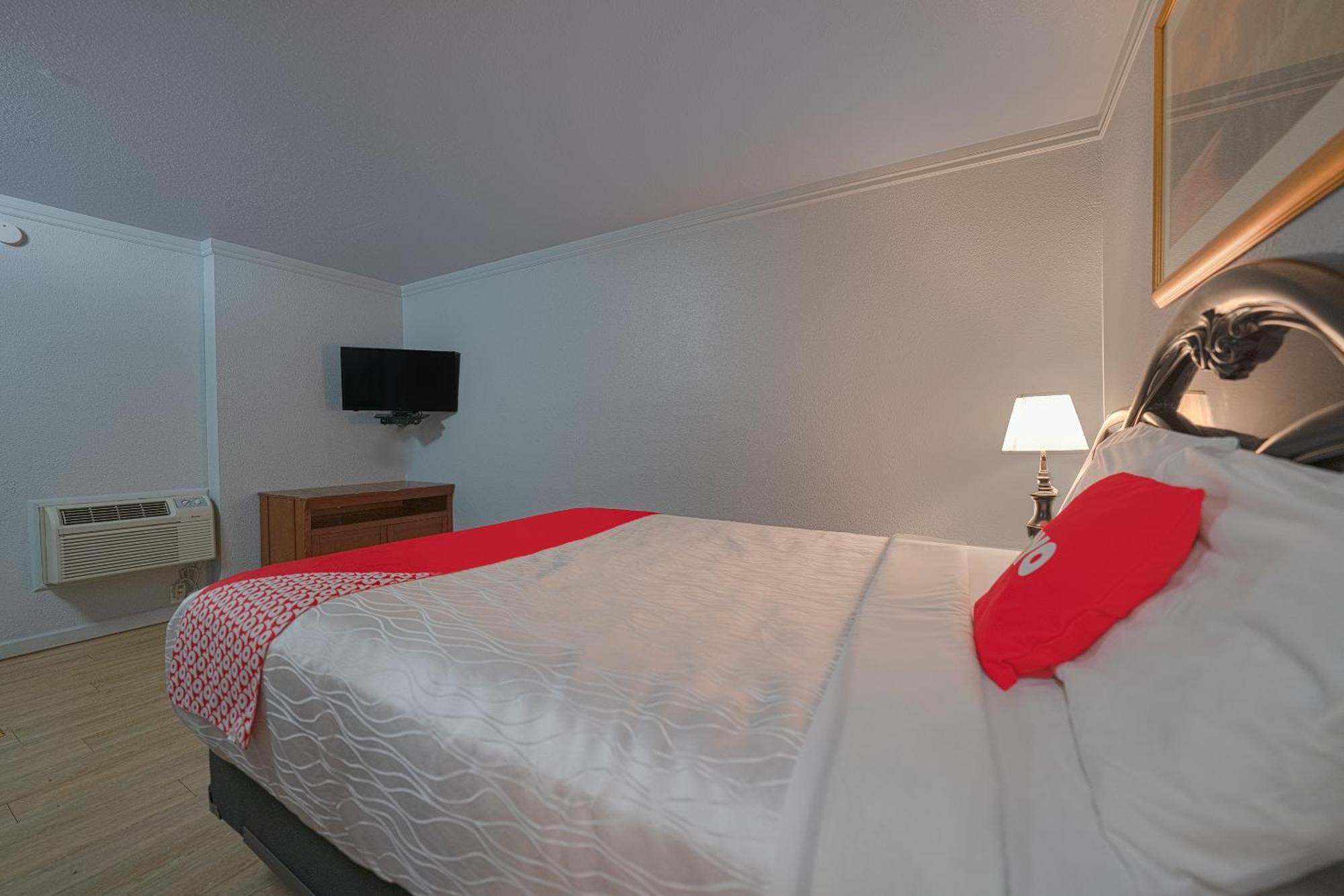Oyo Hotel Portland Or Near Airport غريشام المظهر الخارجي الصورة