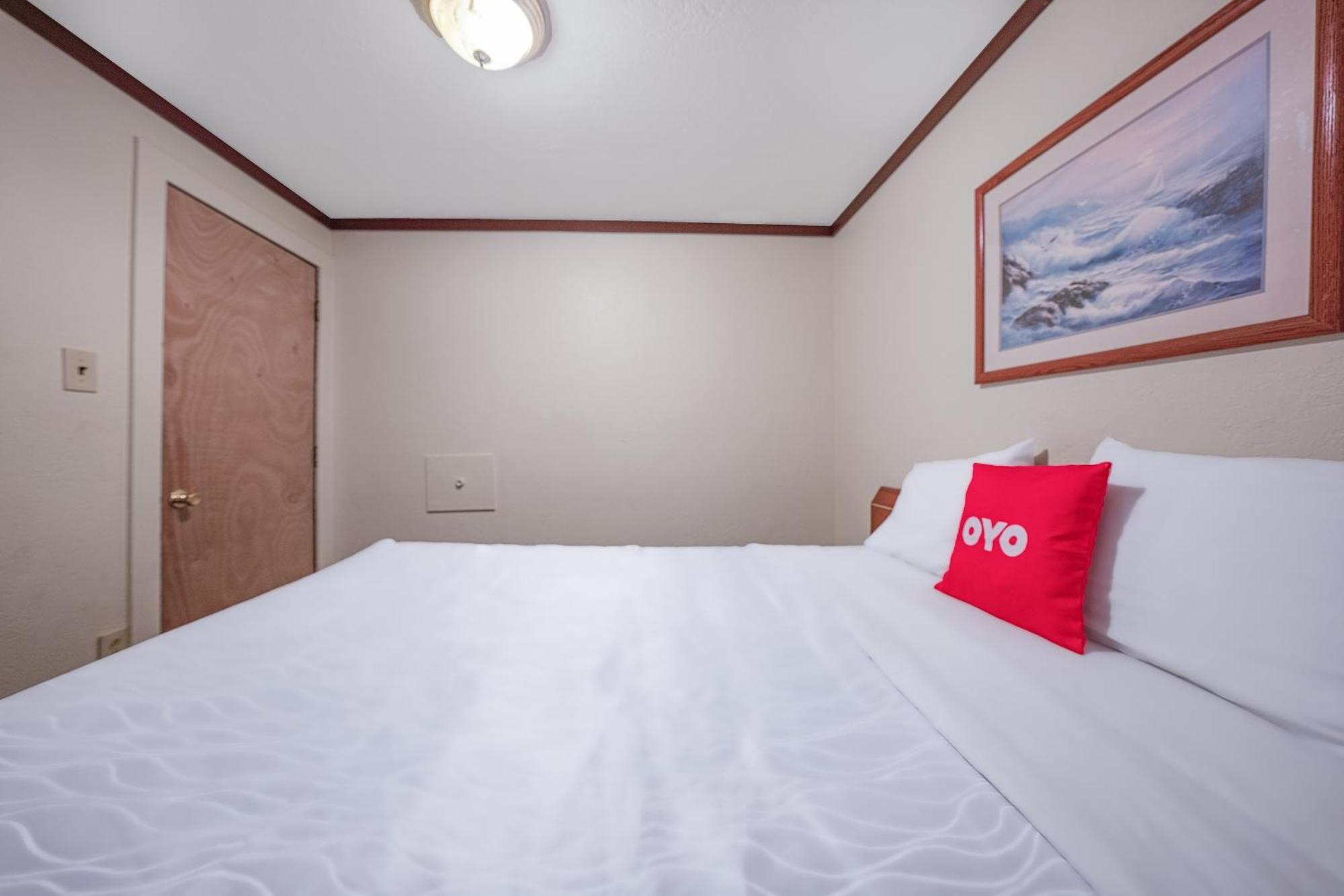 Oyo Hotel Portland Or Near Airport غريشام المظهر الخارجي الصورة